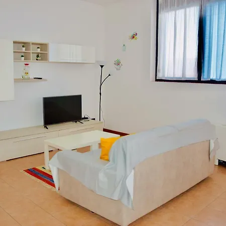 Brizi's Flat Apartament *